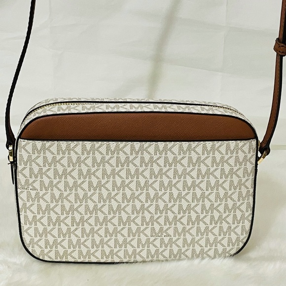 NWT Michael Kors Jet Set Large Logo Crossbody Bag - Picture 8 of 12